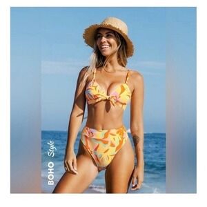 Women's CUPSHE Retro Daisy Print‎ Knotted Top & Cheeky High Leg Bikini Set Sz L